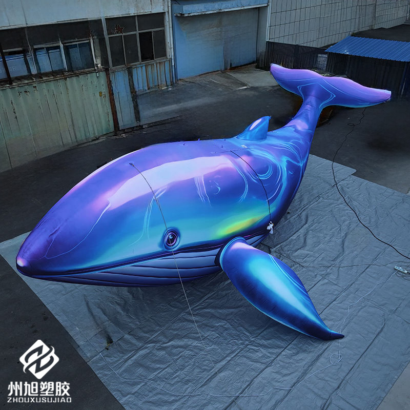 膨張式の青いクジラ、水槽イベントの装飾品として使用され、送風 - Marine Aquarium Used のレビューと価格
