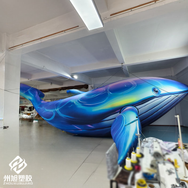 膨張式の青いクジラ、水槽イベントの装飾品として使用され、送風 - Marine Aquarium Used のレビューと価格